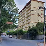 Apartamento no Capivari com Elevador